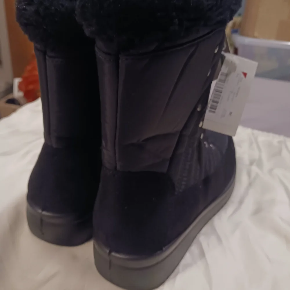 NWT!! WOMEN'S WATERPROOF WINTER BOOTS Sz 7 - Picture 5 of 13